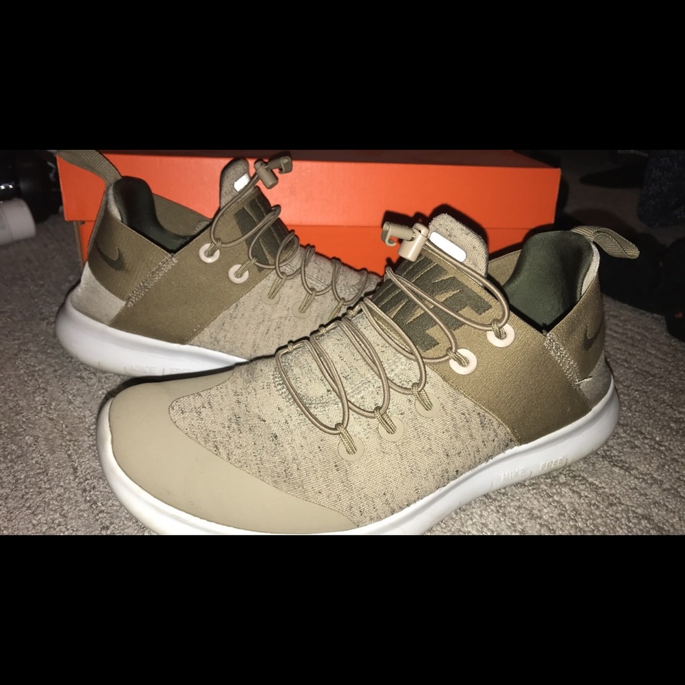 Women’s Nike Free RN Commuter 2017